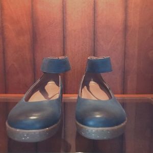 Dansko Emma Burnished Suede